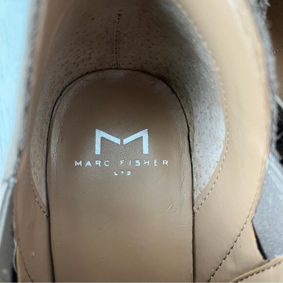 Marc Fisher Ltd taupe Dalar perforated suede ankle bootie size 6.5 - Picture 9 of 11